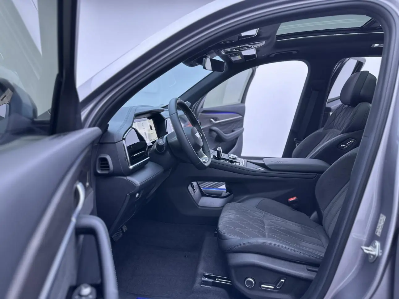 Geely Xingyue L 2025 2.0TD High Power Auto 2WD Star