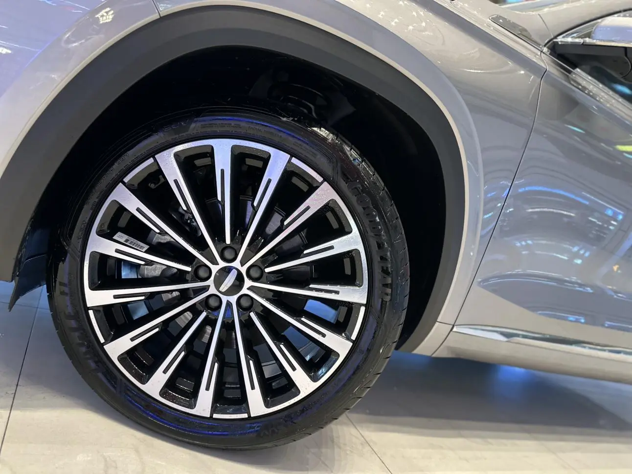 Geely Xingyue L 2025 2.0TD High Power Auto 2WD Star