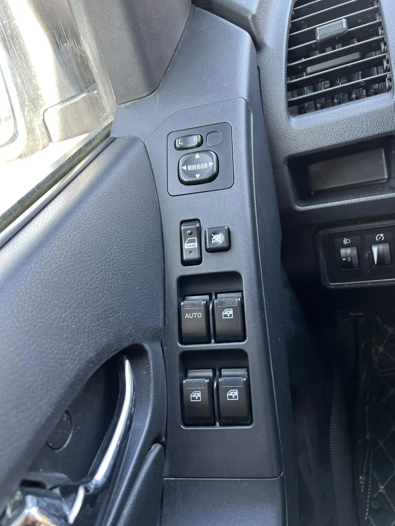 5 TAGA 2021 1.8T Petrol 2WD