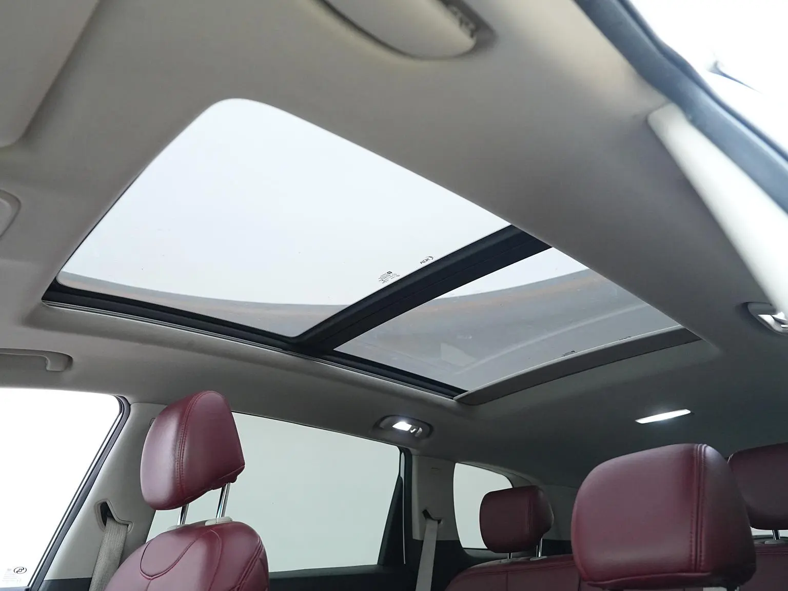 Buick GL6 2019 18T 5 seat Elite China V
