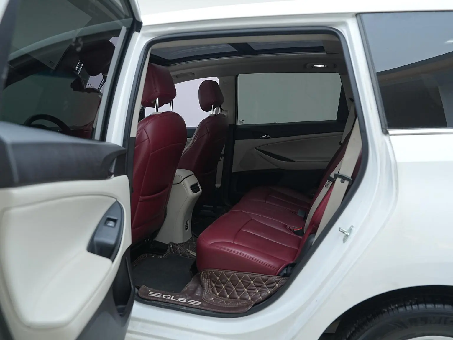 Buick GL6 2019 18T 5 seat Elite China V