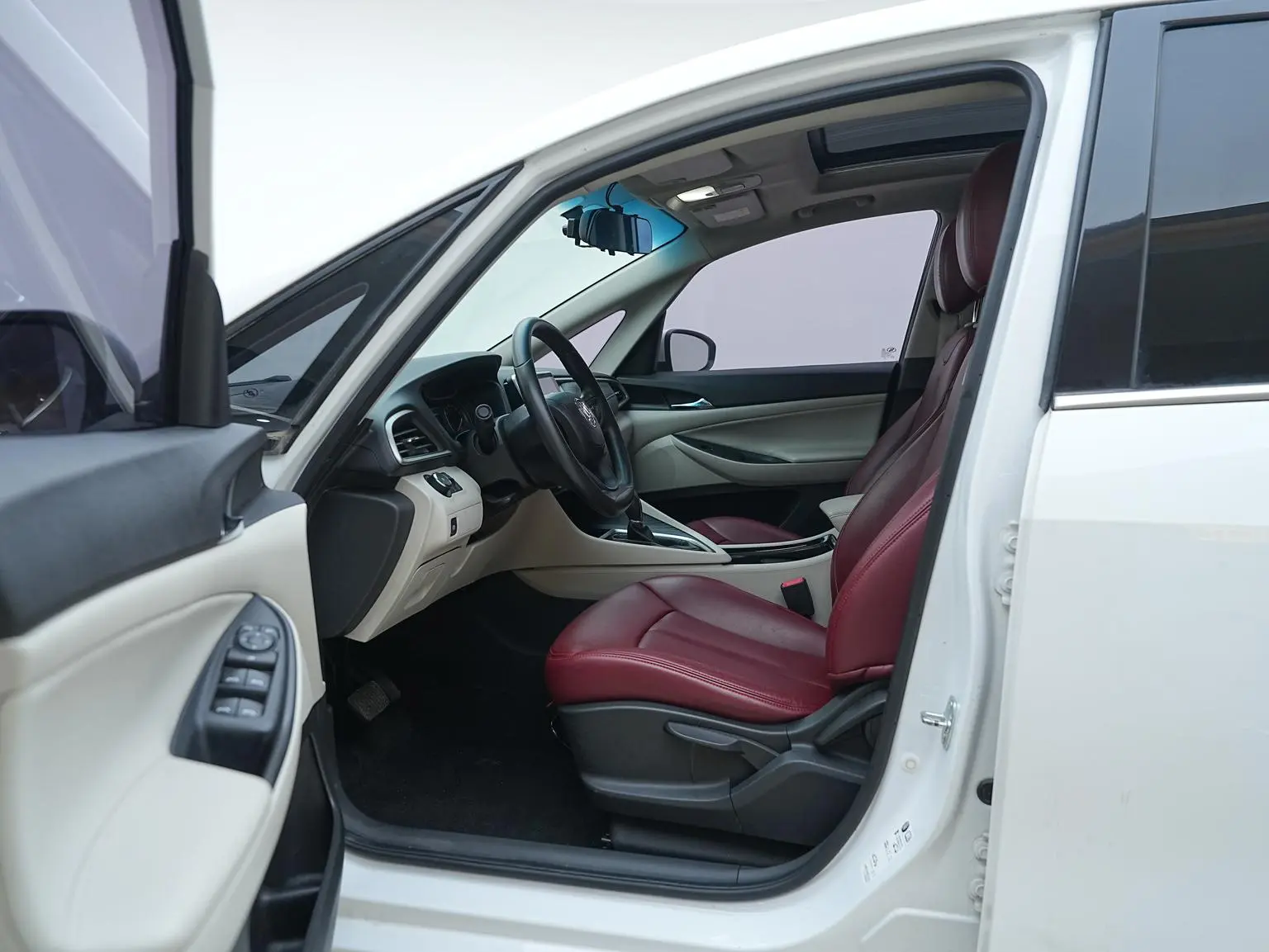 Buick GL6 2019 18T 5 seat Elite China V