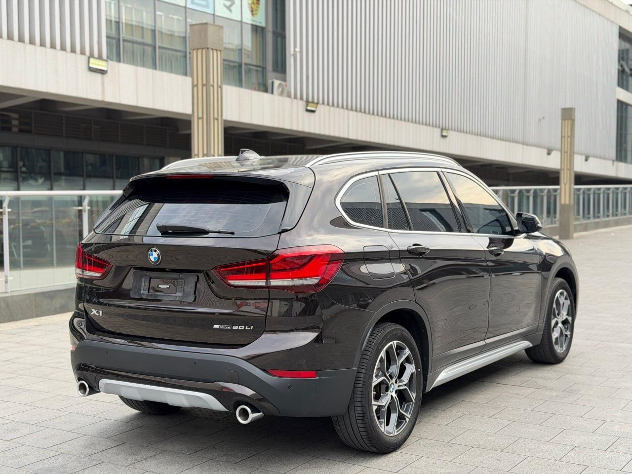 BMW X1 sDrive20Li