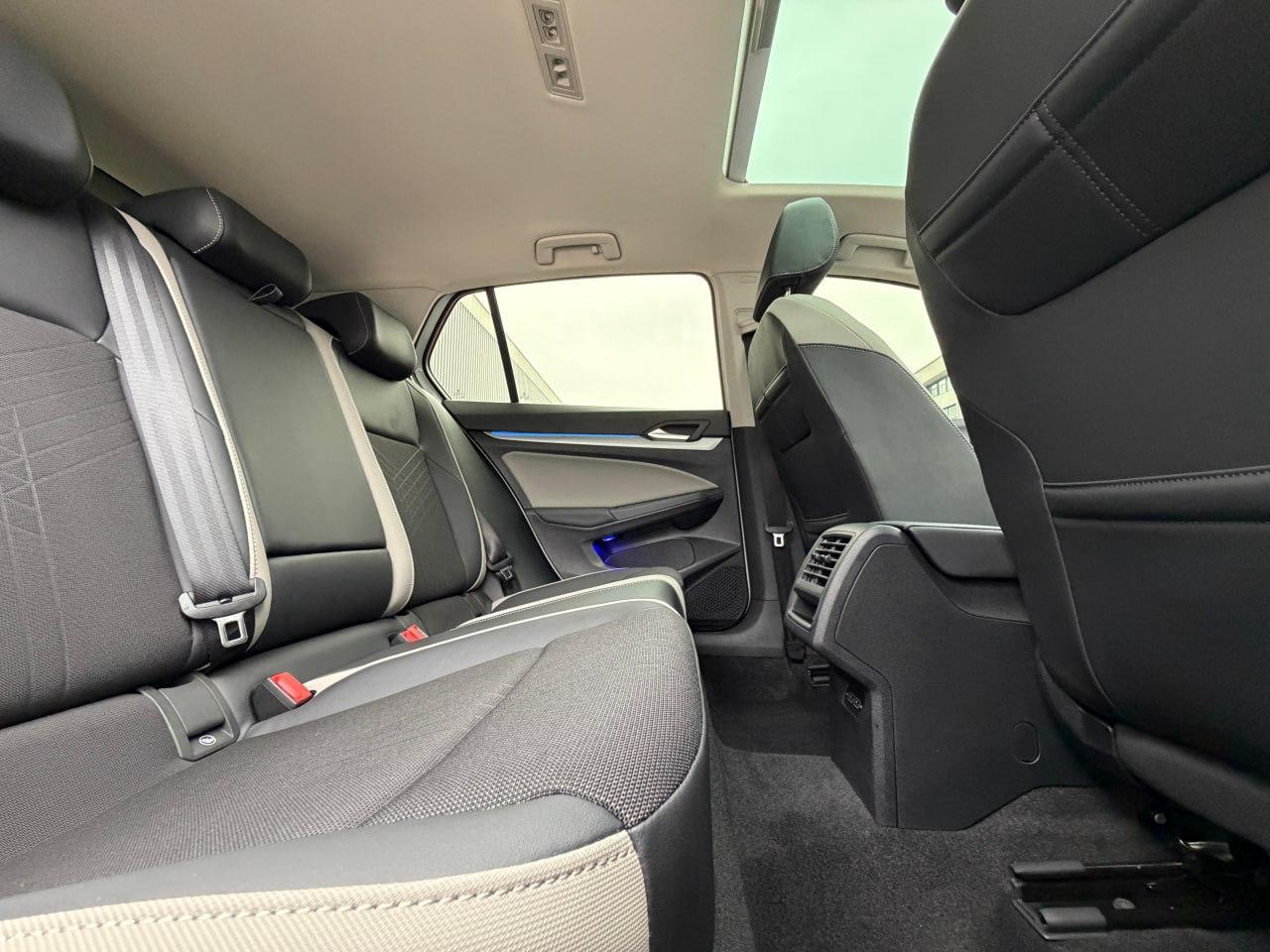Volkswagen Golf Pro