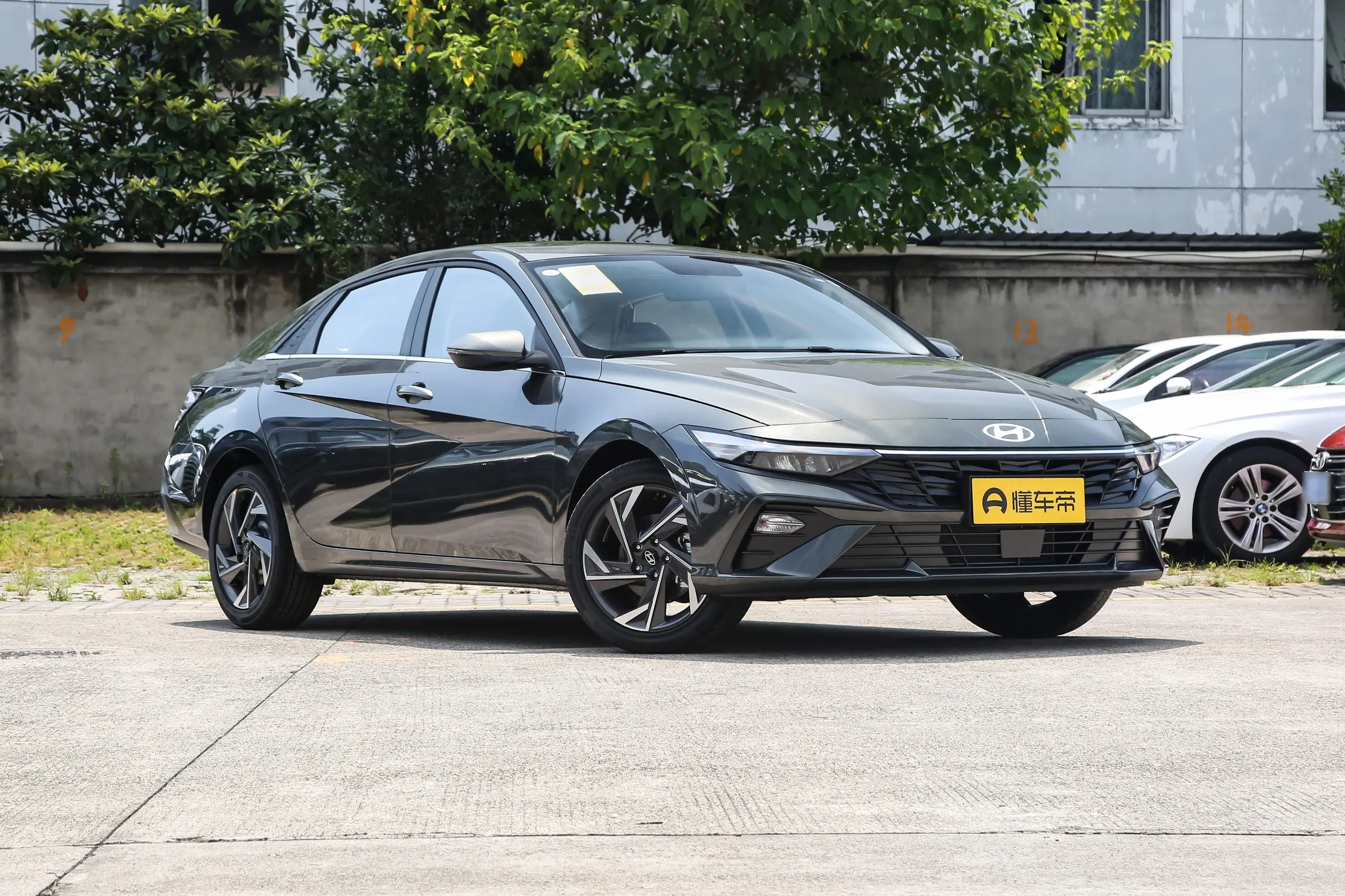 Hyundai Elantra 2025 NEW