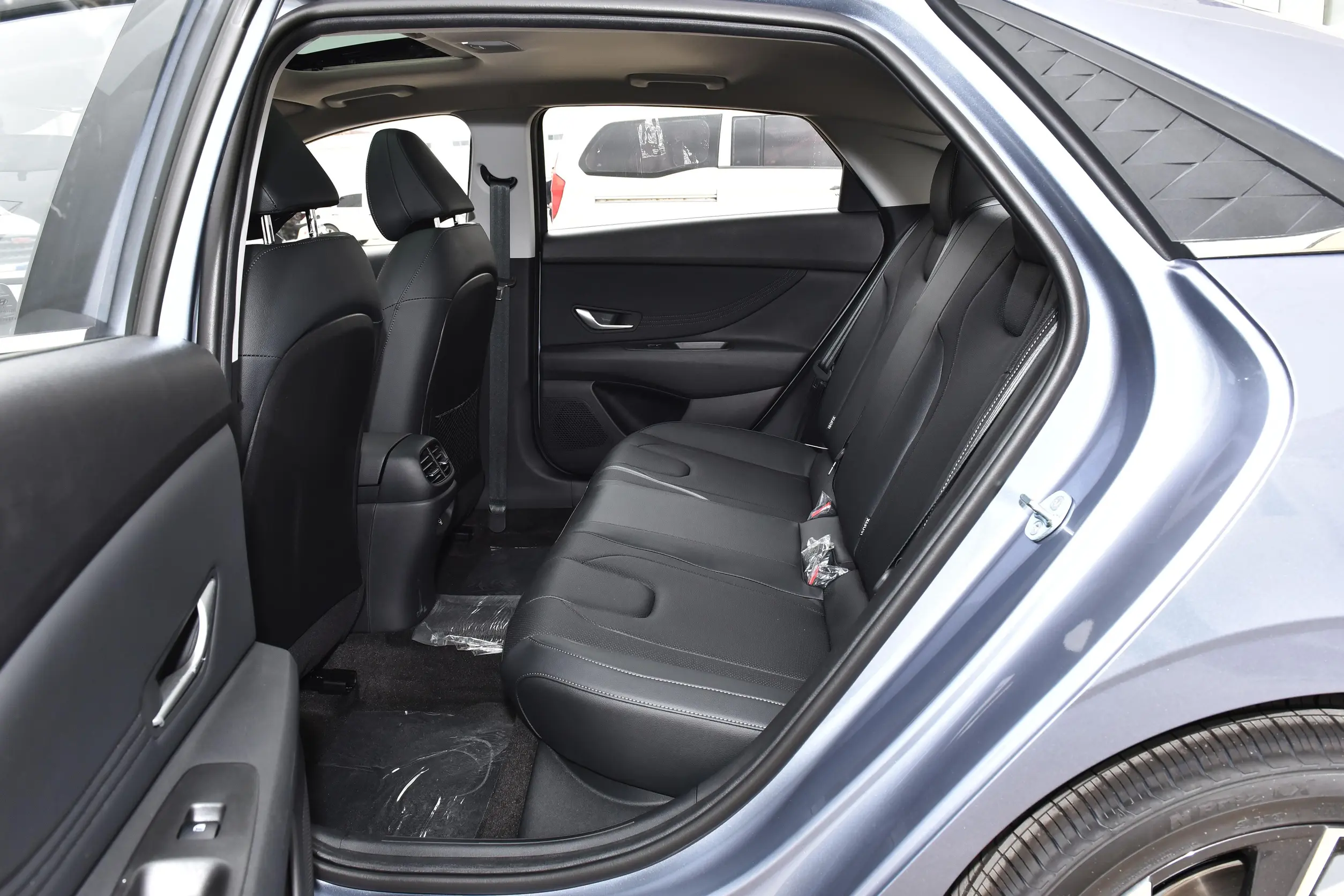 Hyundai Elantra 2025 NEW