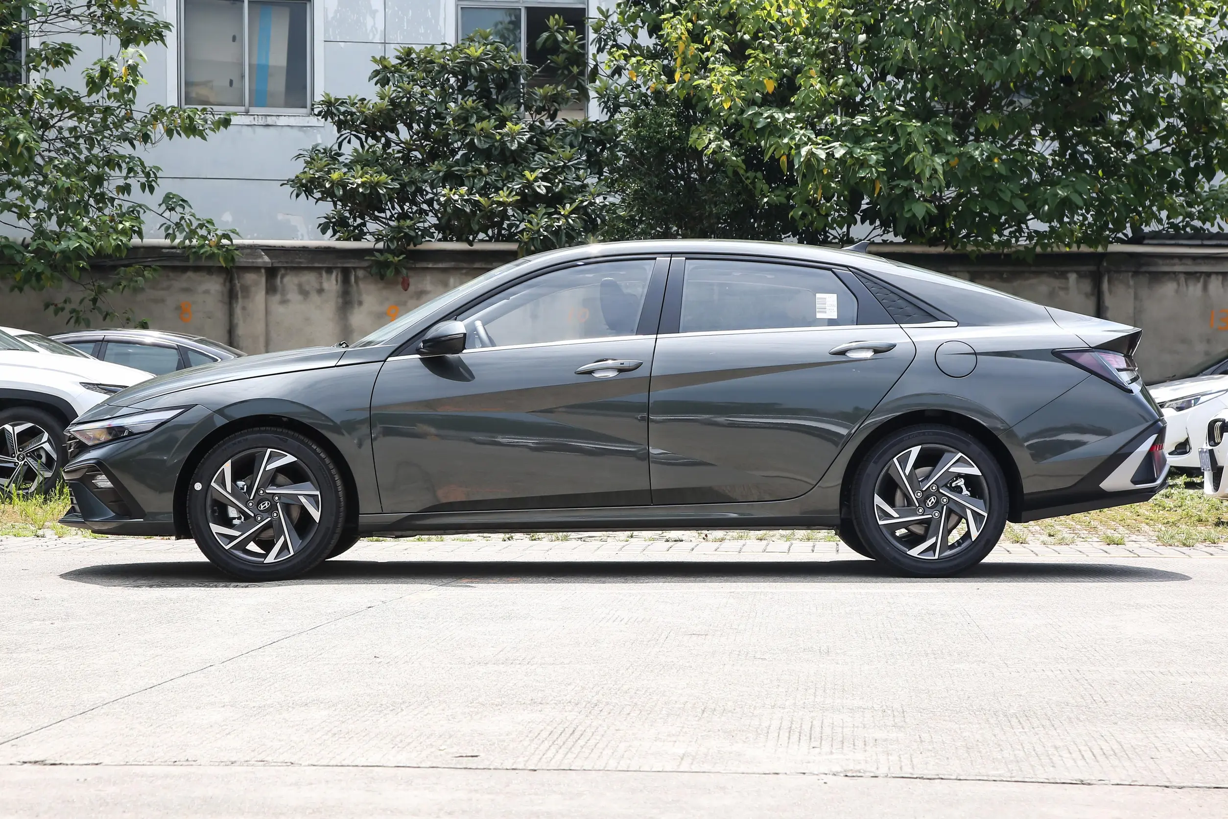 Hyundai Elantra 2025 NEW