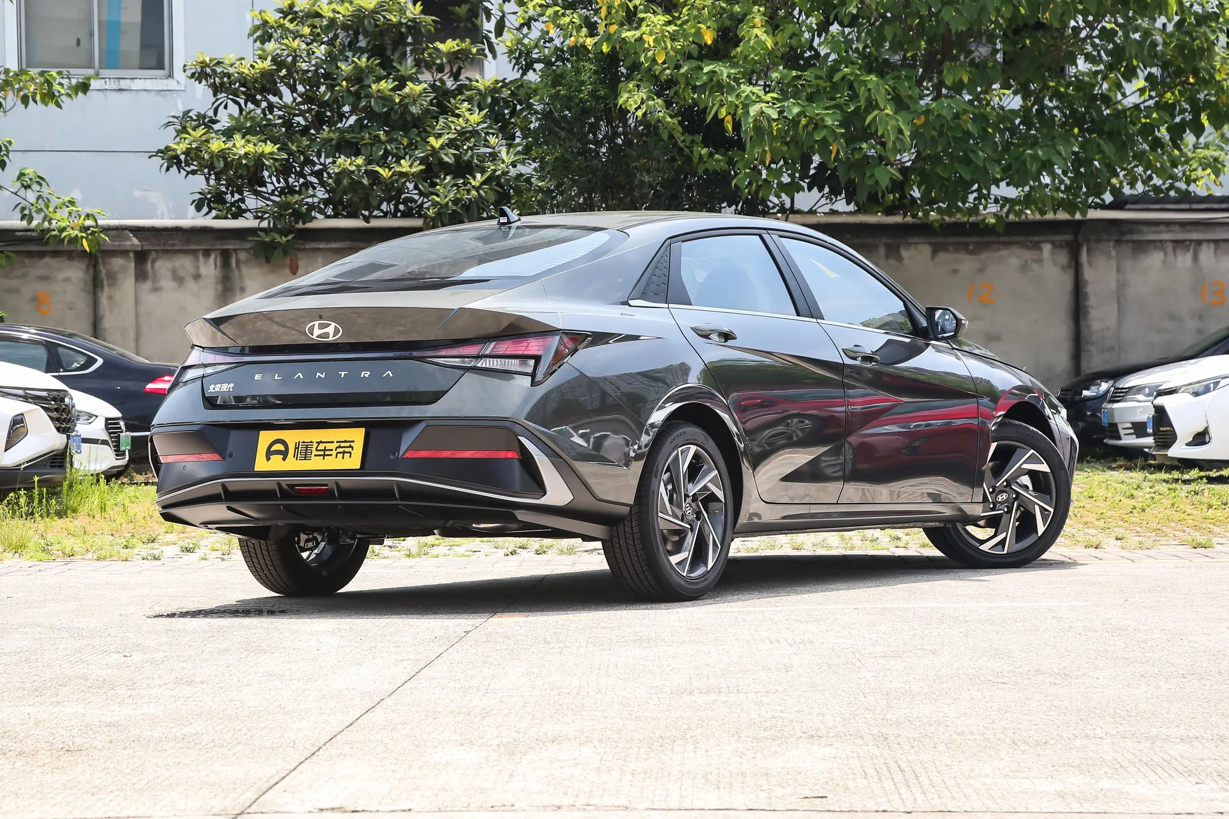 Hyundai Elantra 2025 NEW
