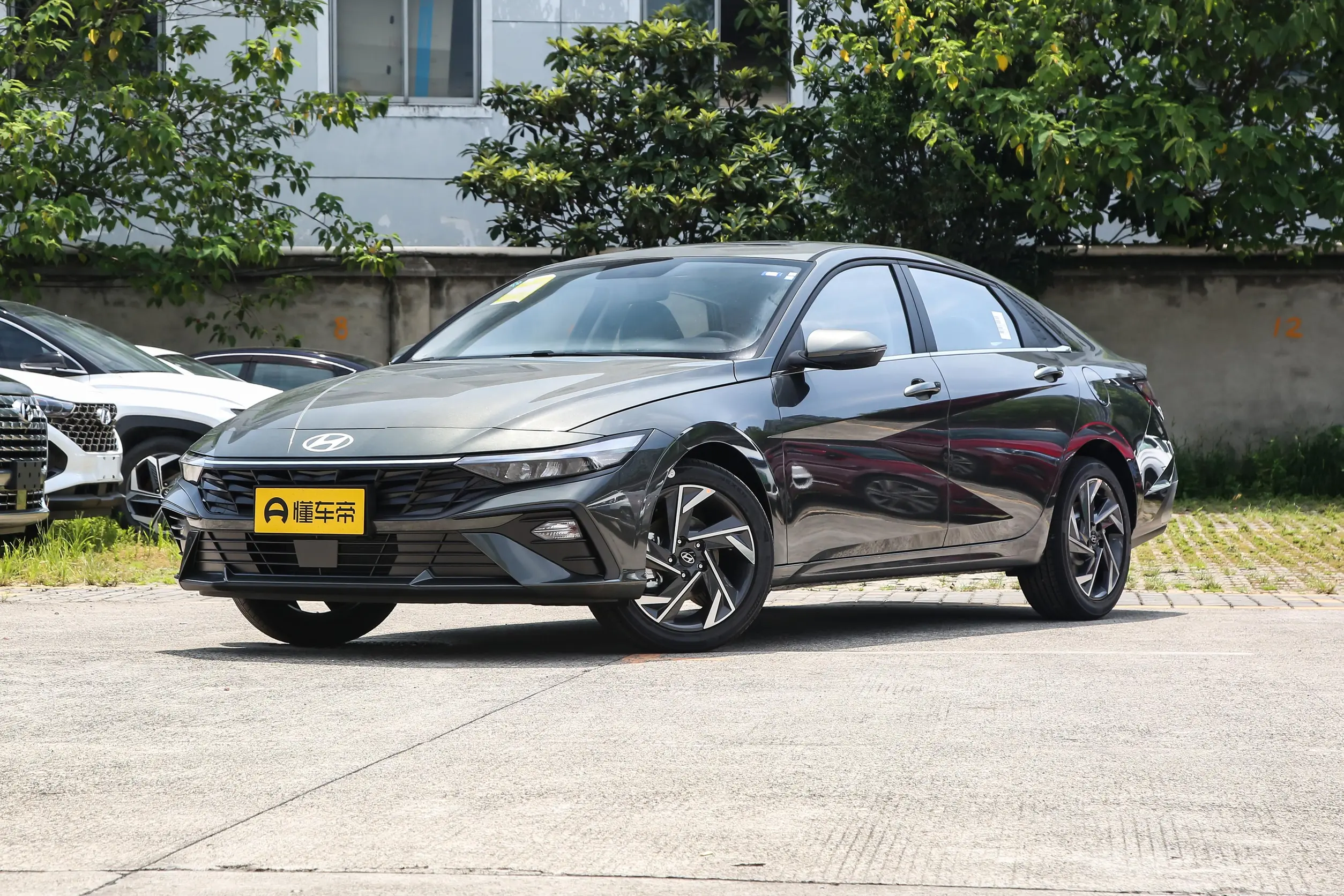 Hyundai Elantra 2025 NEW