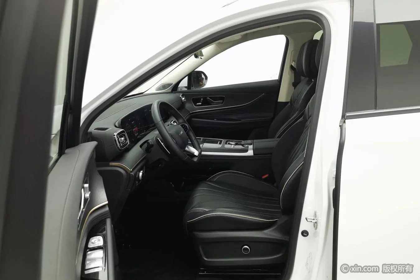 Chery Tiggo 9 2023 2.0T DCT 2WD Luxury 5 seat