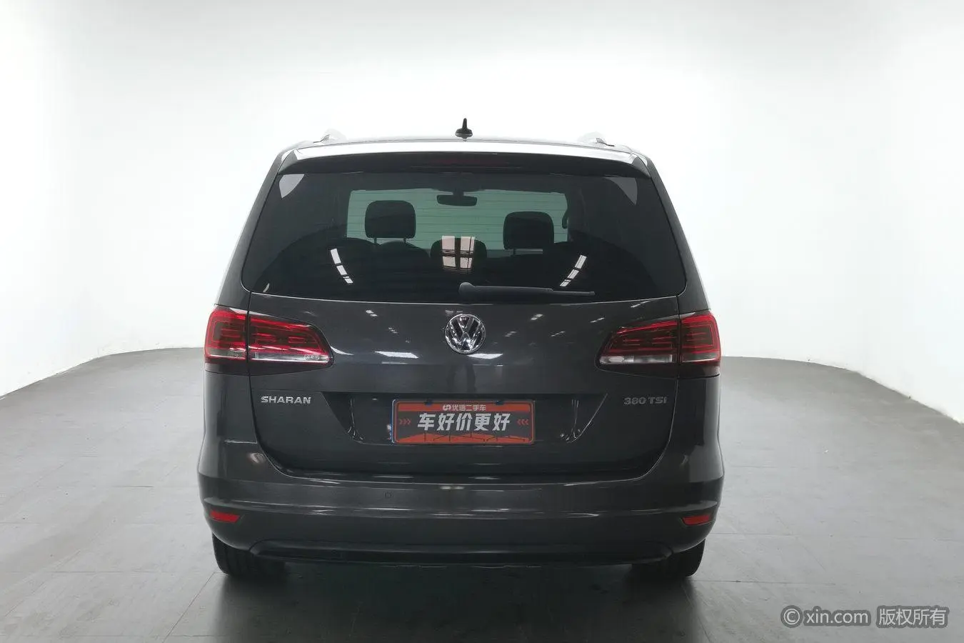 Volkswagen Sharan 2018 380TSI 7 seat