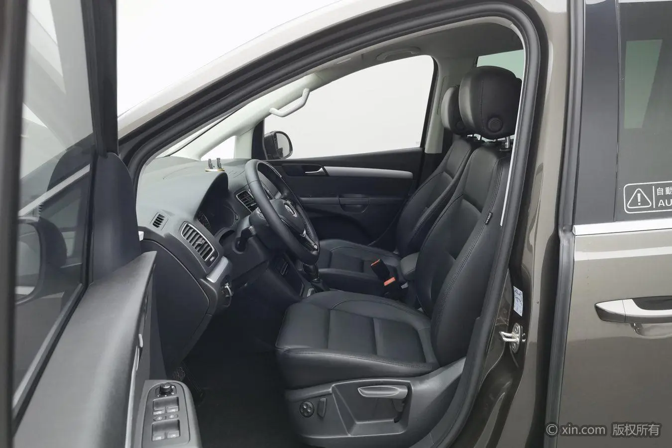 Volkswagen Sharan 2018 380TSI 7 seat