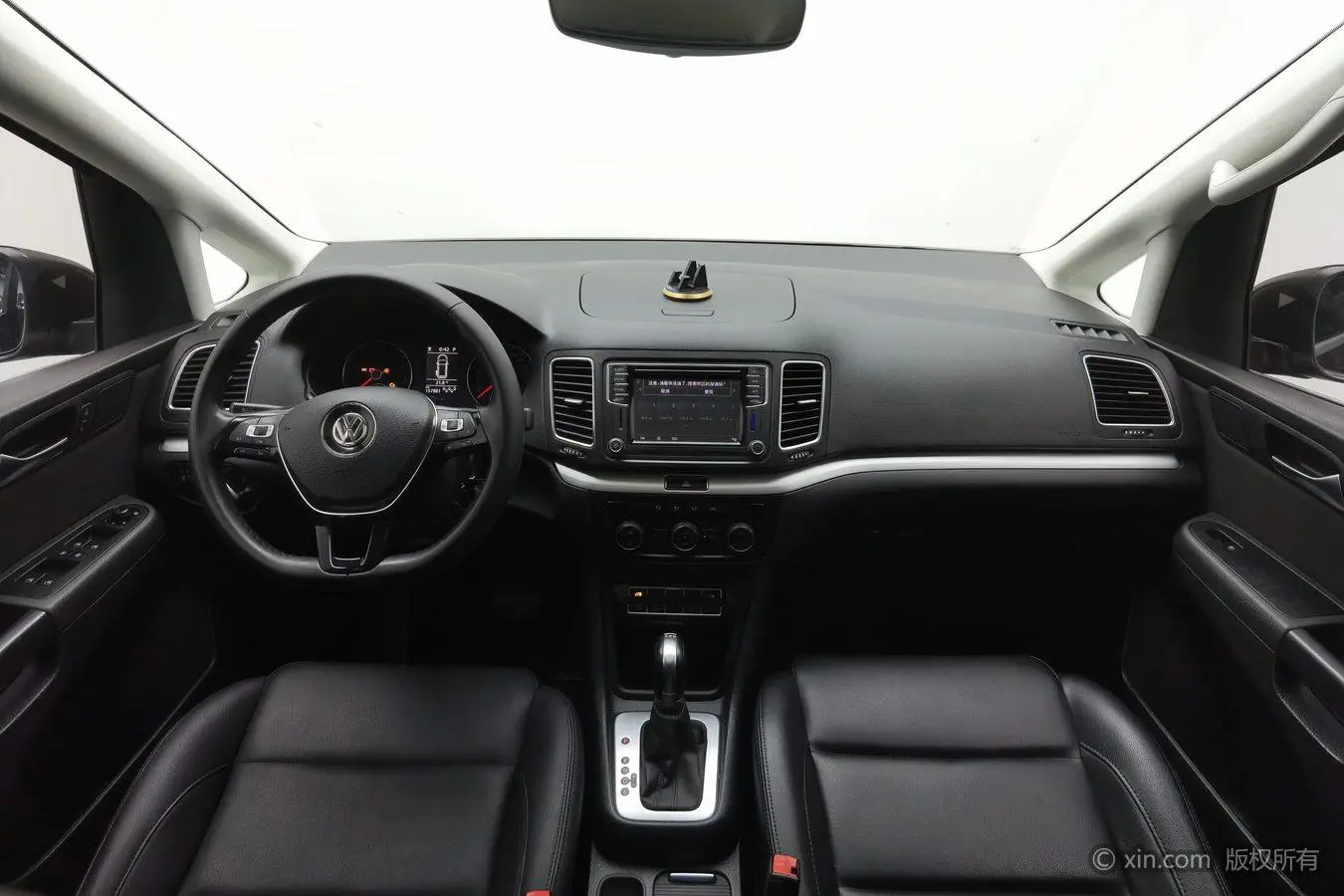 Volkswagen Sharan 2018 380TSI 7 seat