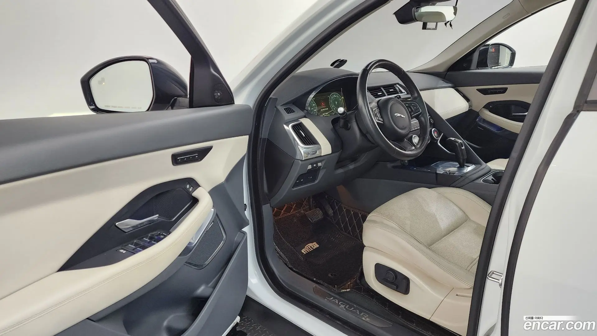Jaguar E-PACE P250 SE