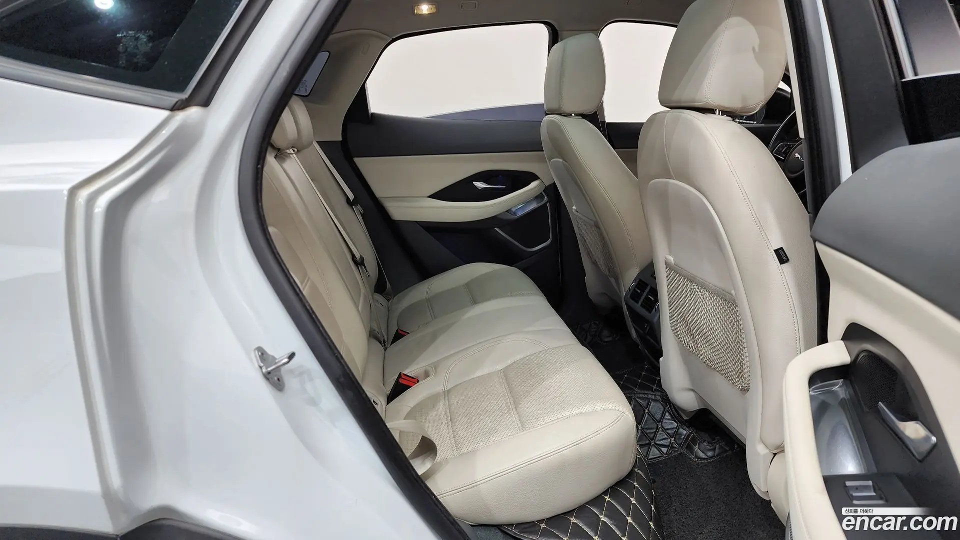 Jaguar E-PACE P250 SE