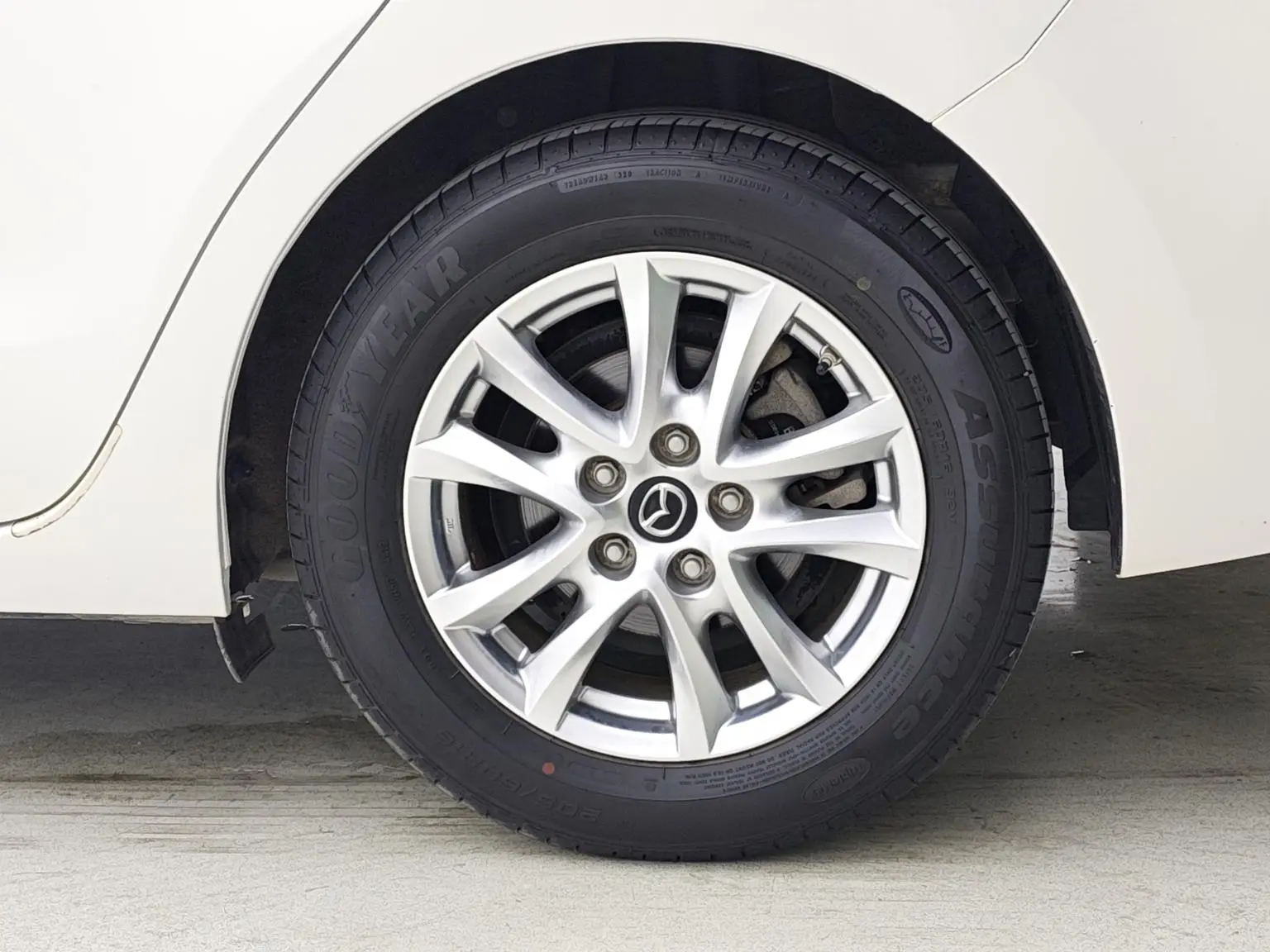 Mazda 3 Mazda3 2019 Sedan 1.5L Auto Luxury China VI