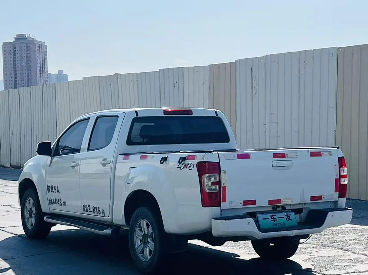 5 RE-MAX 2022 2.8T Classic 4WD Diesel JE493ZLQ6E