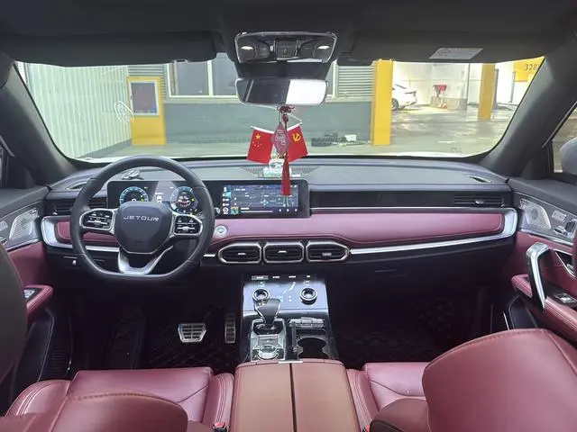 Jetour X70 PLUS 2021 1.6T DCT Pro 5 seat