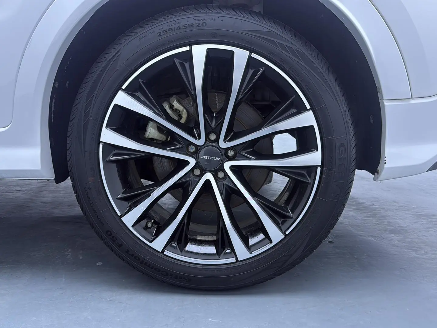 Jetour X70 PLUS 2021 1.6T DCT Pro 5 seat