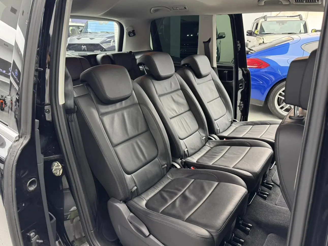 Volkswagen Sharan 2018 380TSI Premium Plus 7 seat