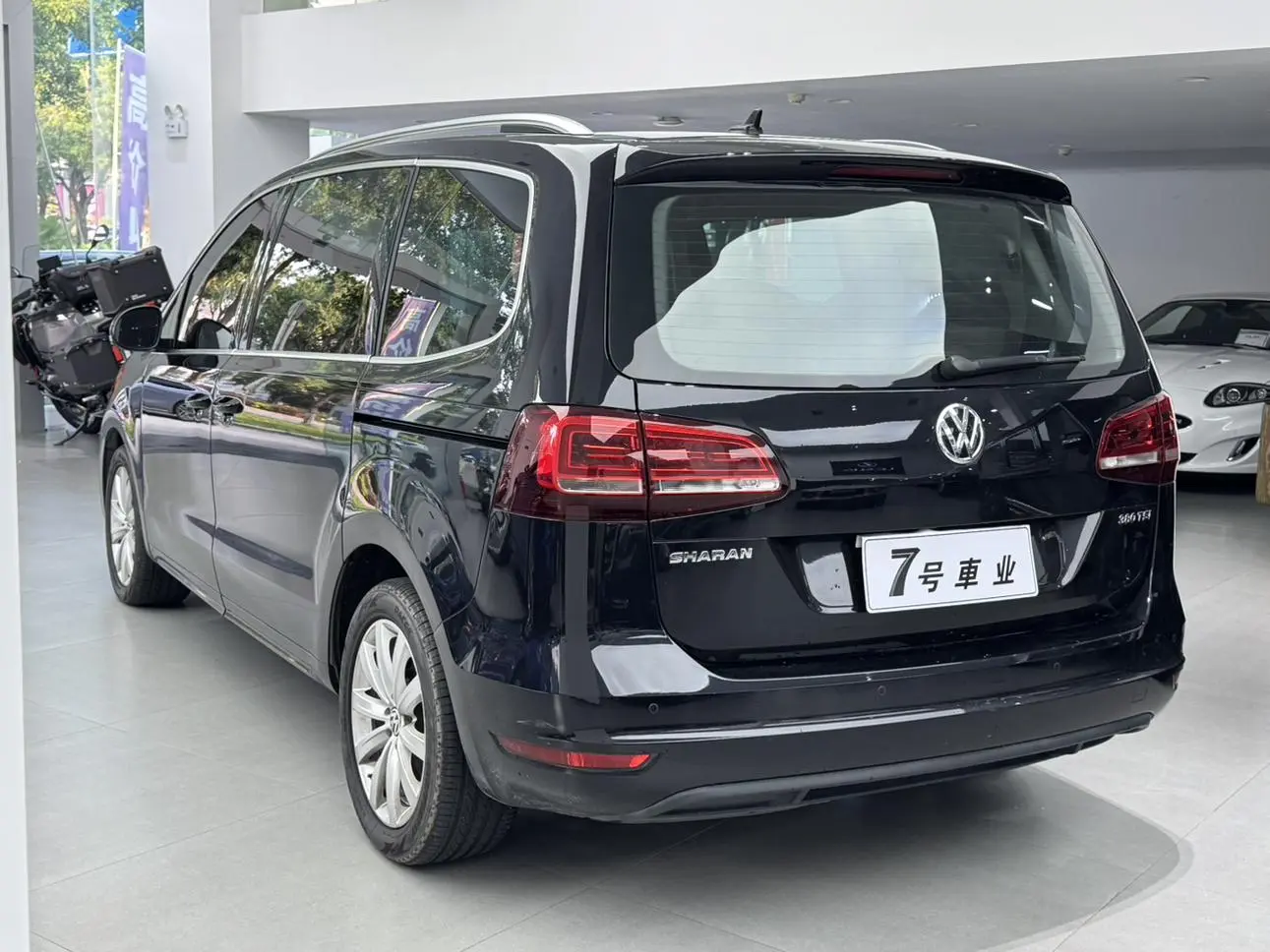 Volkswagen Sharan 2018 380TSI Premium Plus 7 seat
