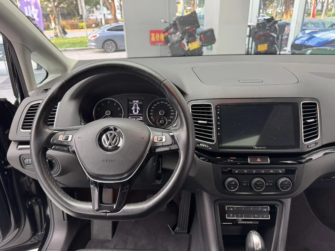 Volkswagen Sharan 2018 380TSI Premium Plus 7 seat