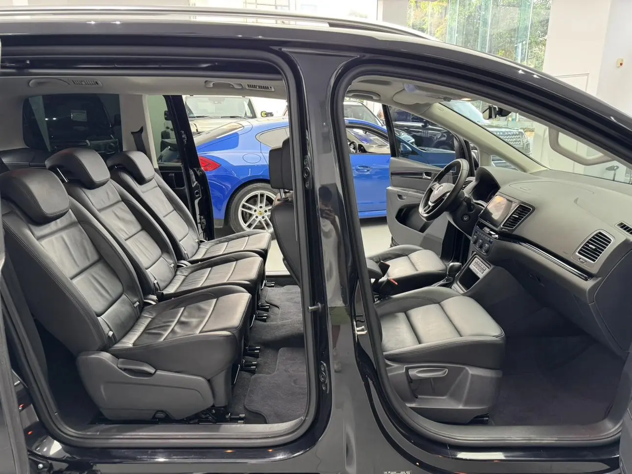 Volkswagen Sharan 2018 380TSI Premium Plus 7 seat