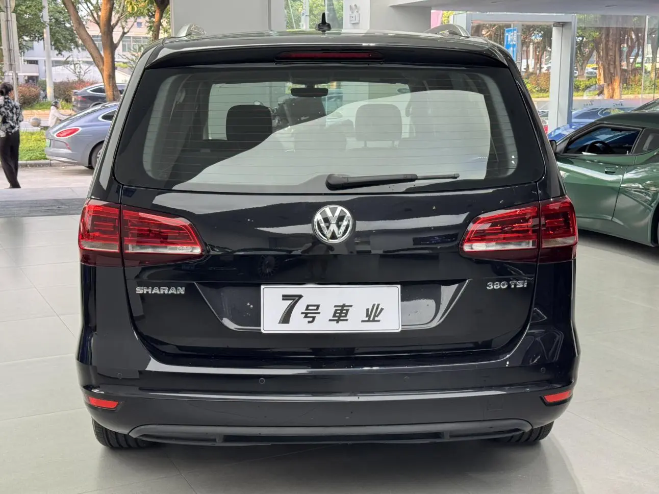 Volkswagen Sharan 2018 380TSI Premium Plus 7 seat