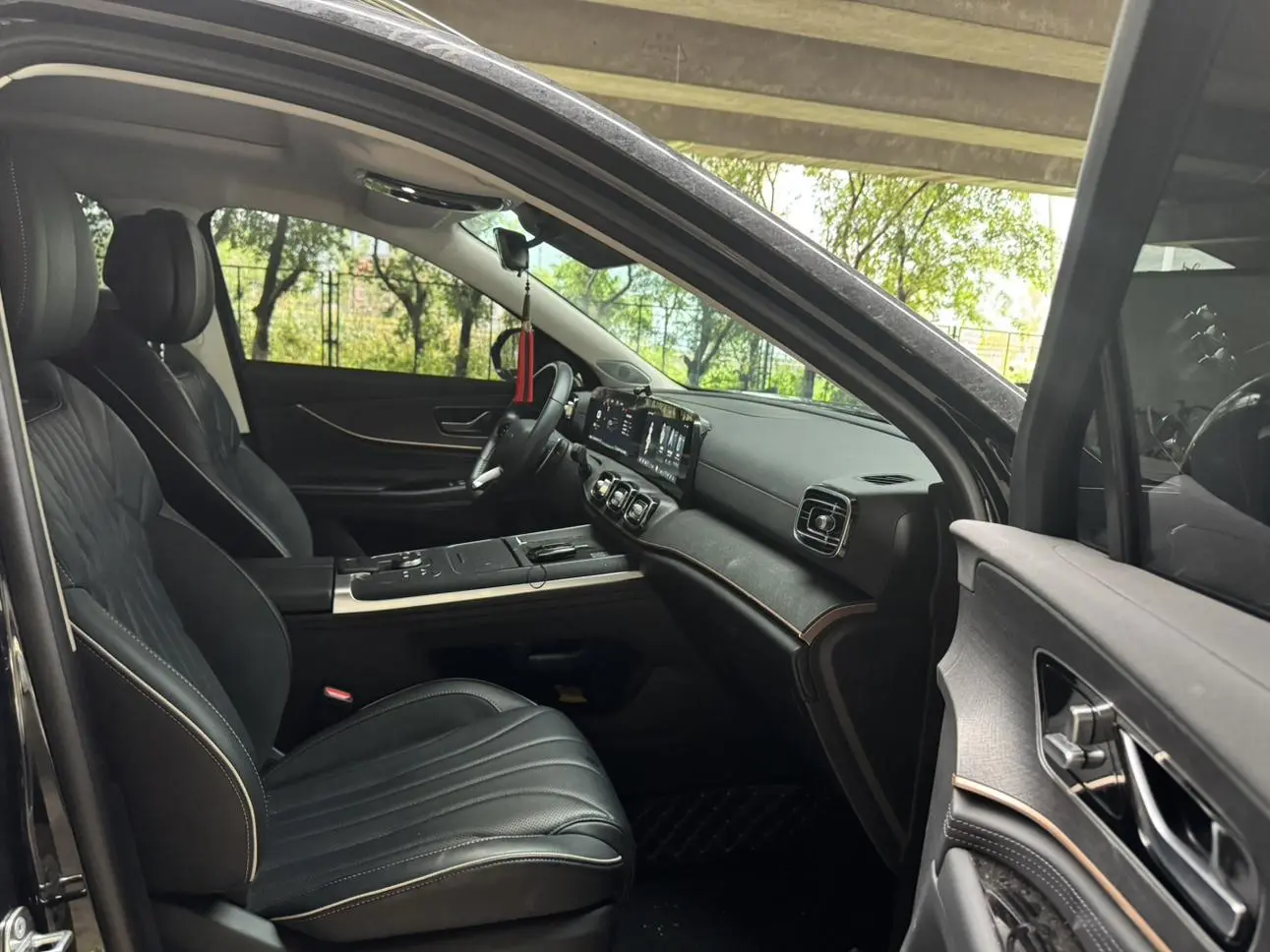 Chery Tiggo 9 2023 2.0T DCT 2WD Luxury 5 seat