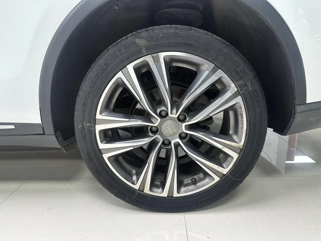 BYD Tang 2018 2.0T Auto Smart Connected Distinguished 7 seat China V