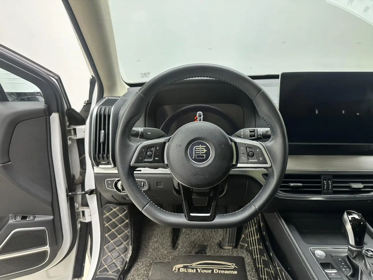 BYD Tang 2018 2.0T Auto Smart Connected Distinguished 7 seat China V