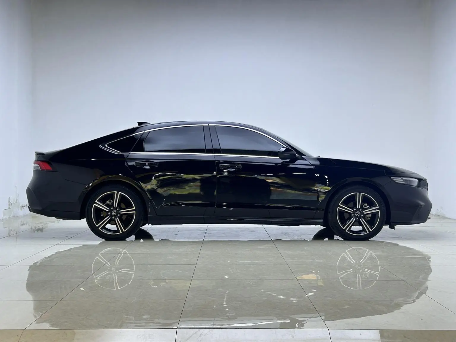 Honda Inspire 2023 260TURBO