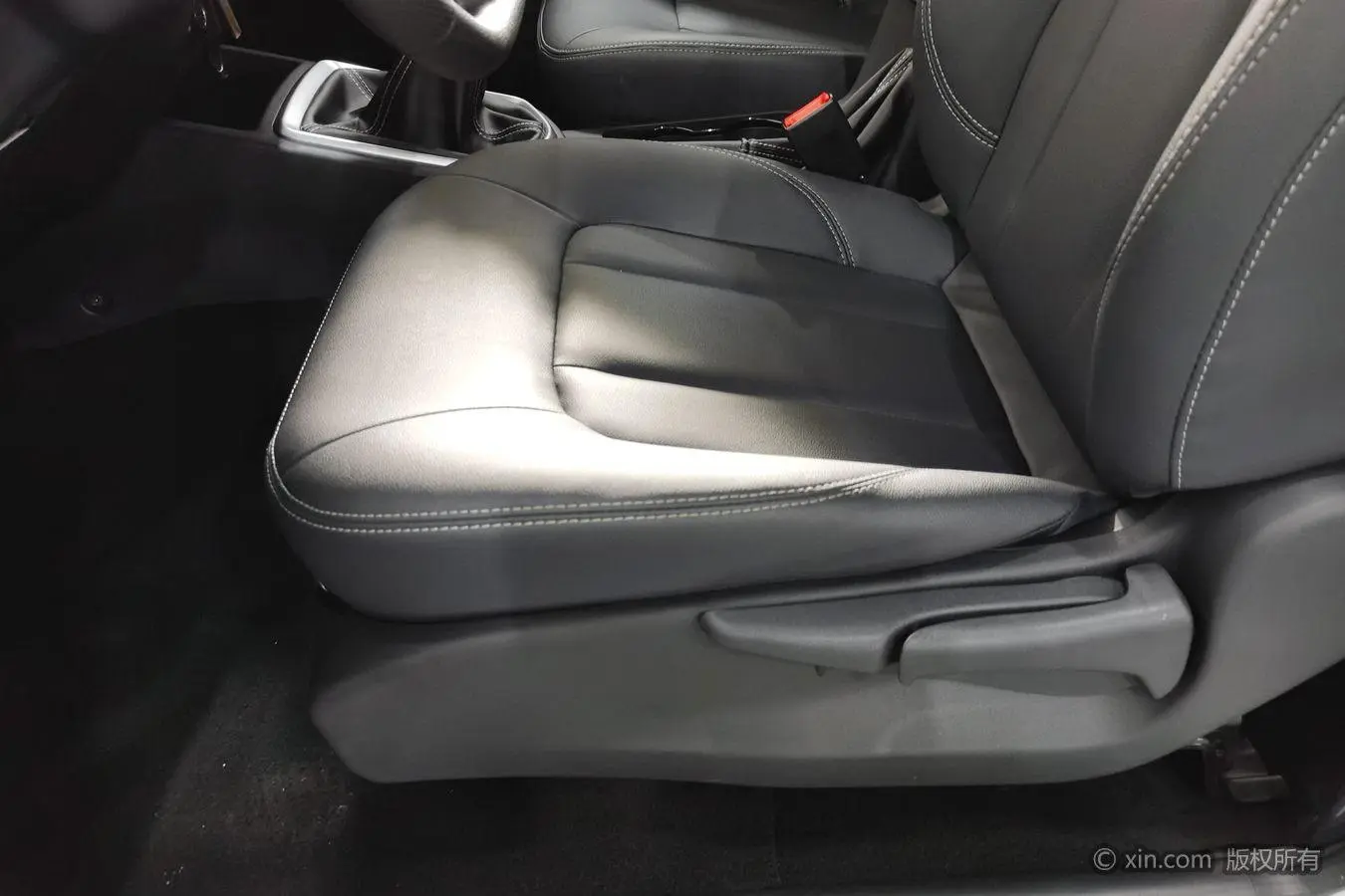 Dongfeng Sharp 2021 2.4L Petrol 2WD Sokon 2TZD