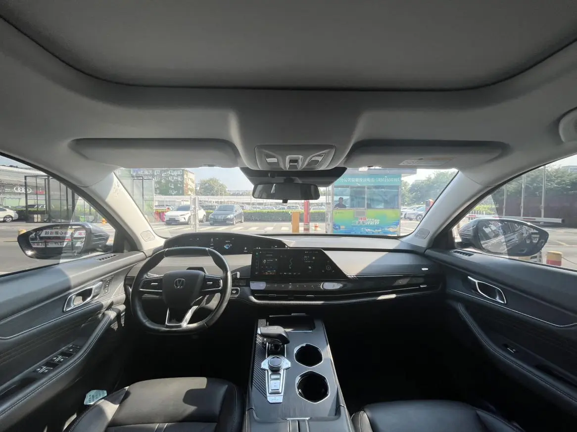 Changan UNI-K 2023 2.0T Comfort Enjoy