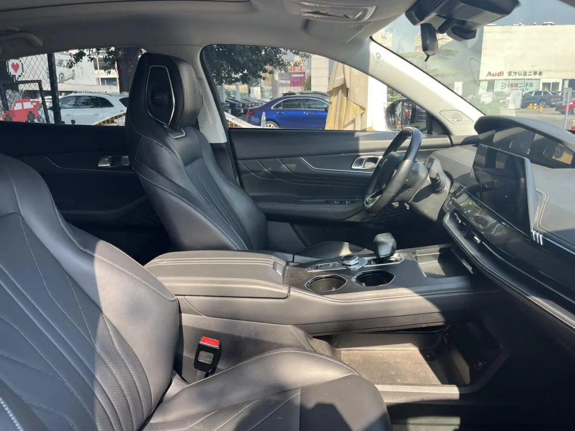 Changan UNI-K 2023 2.0T Comfort Enjoy