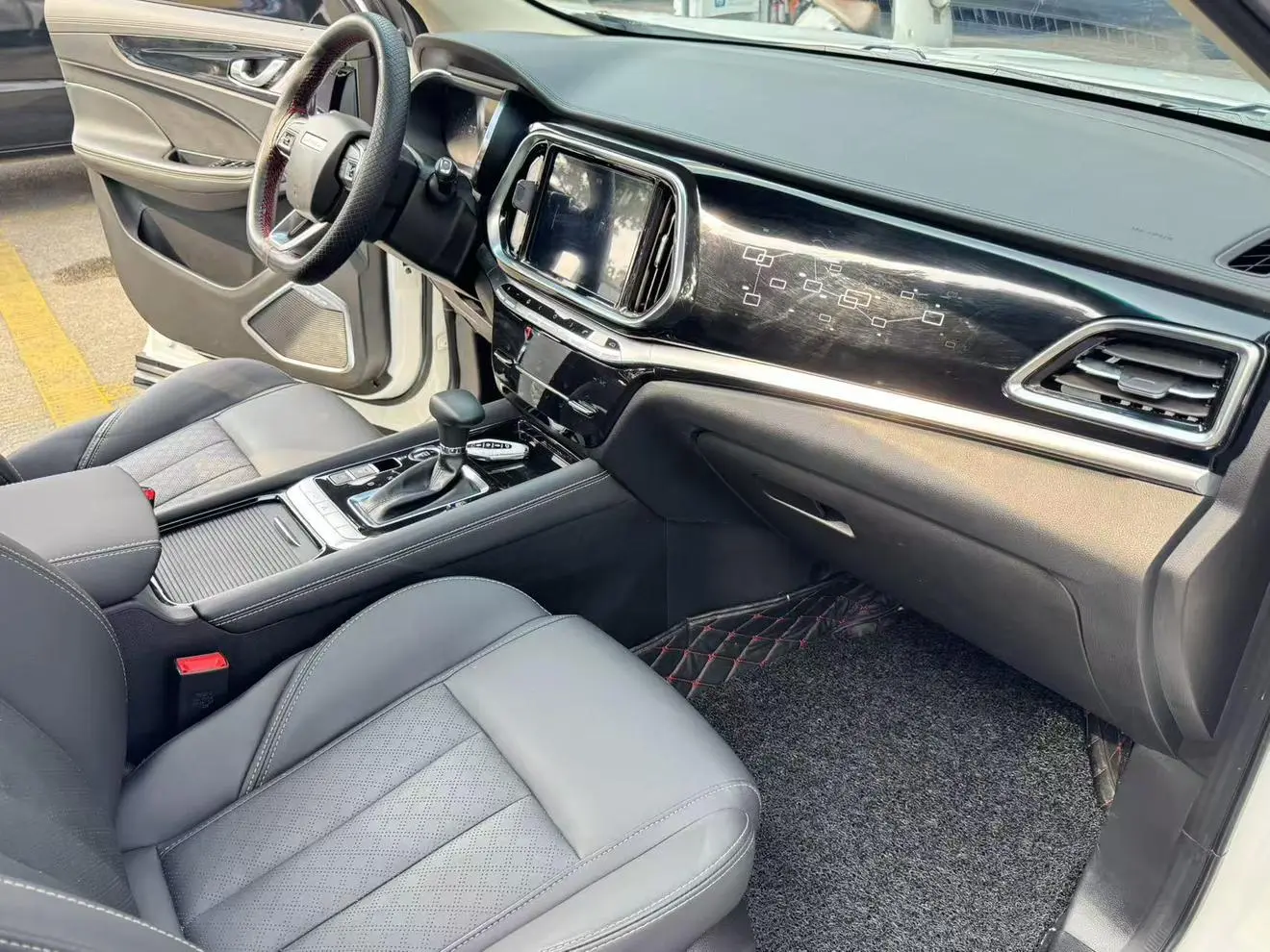 Jetour X90 2019 1.6T DCT Premium 5 seat China VI