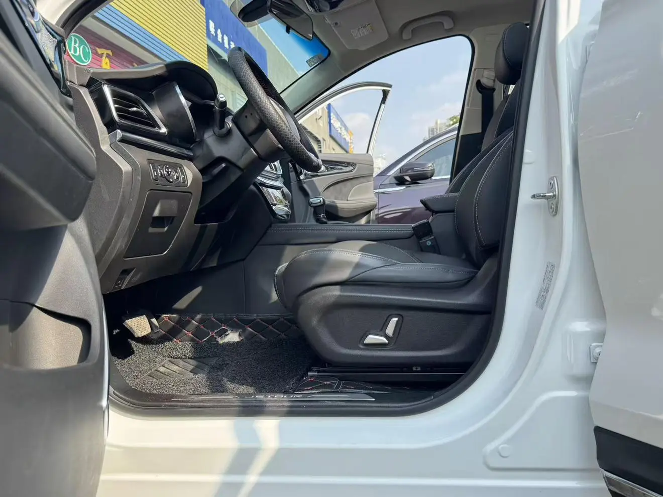 Jetour X90 2019 1.6T DCT Premium 5 seat China VI