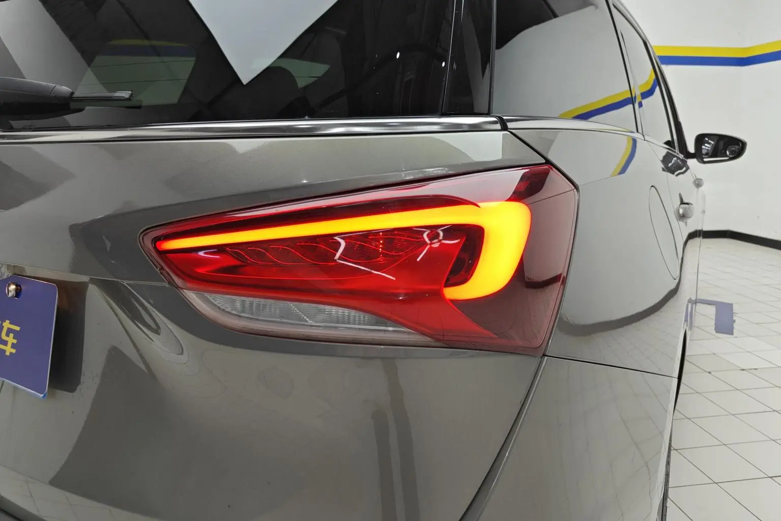 Buick GL6 2019 18T 6 seat Connected Luxury China VI