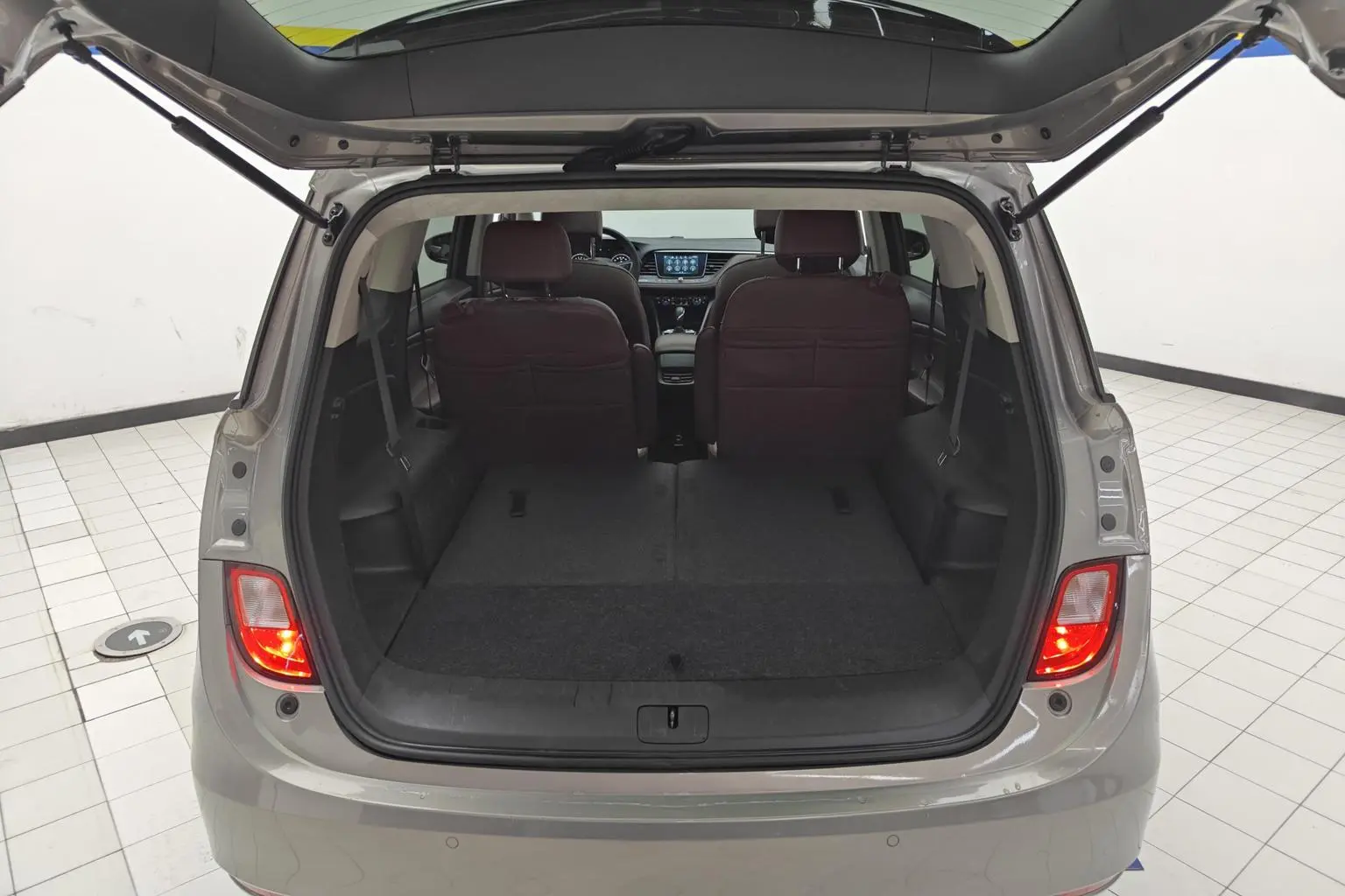 Buick GL6 2019 18T 6 seat Connected Luxury China VI