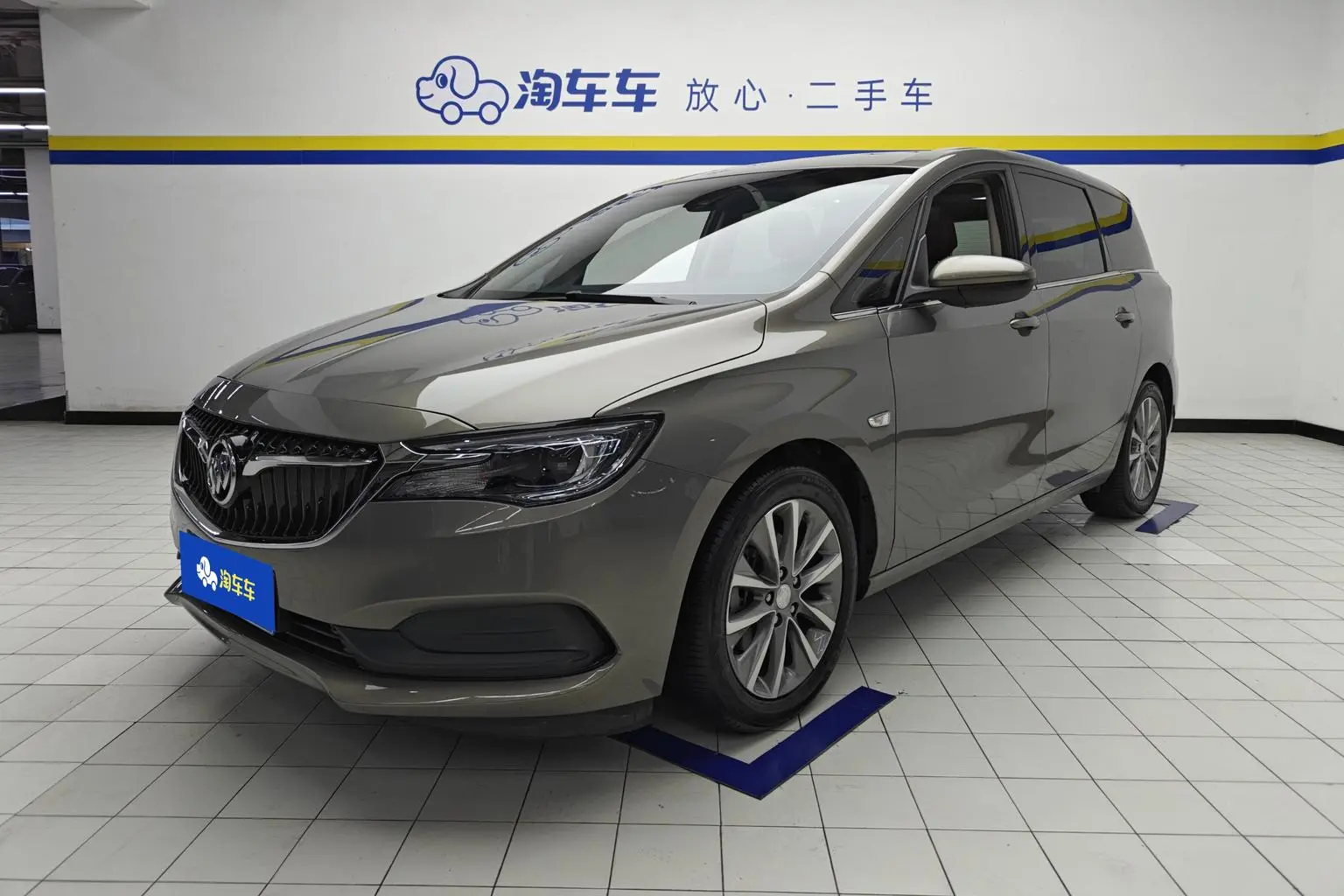 Buick GL6 2019 18T 6 seat Connected Luxury China VI