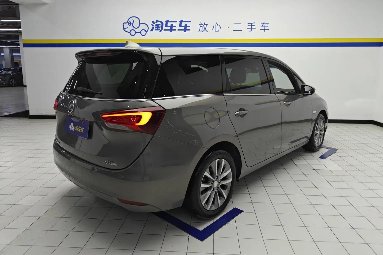Buick GL6 2019 18T 6 seat Connected Luxury China VI