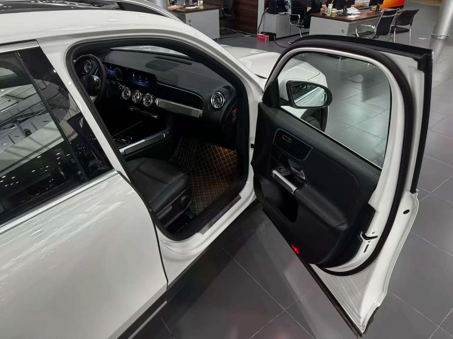 Mercedes-Benz GLB 2024 GLB 200 Dynamic
