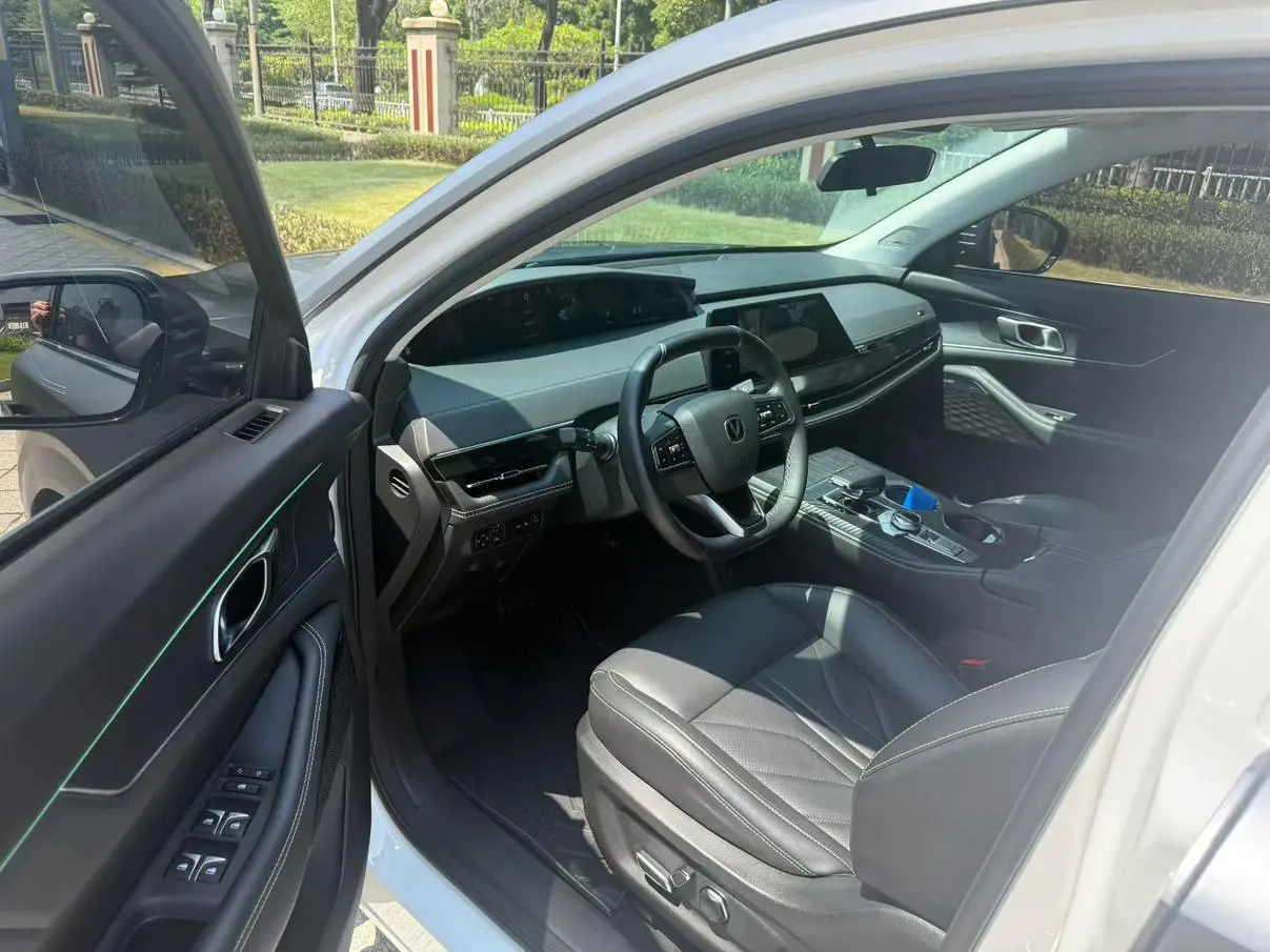 Changan UNI-K 2023 2.0T Comfort Enjoy