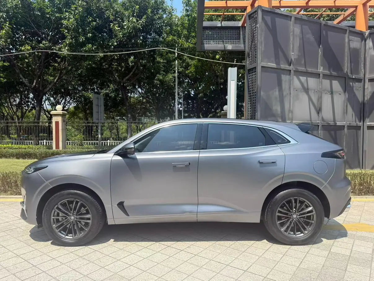 Changan UNI-K 2023 2.0T Comfort Enjoy