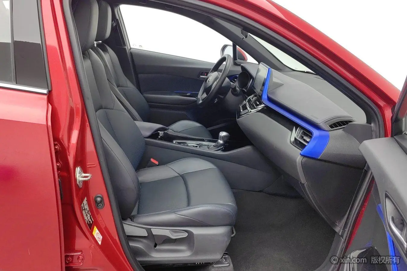 Toyota C-HR 2020 2.0L Leading