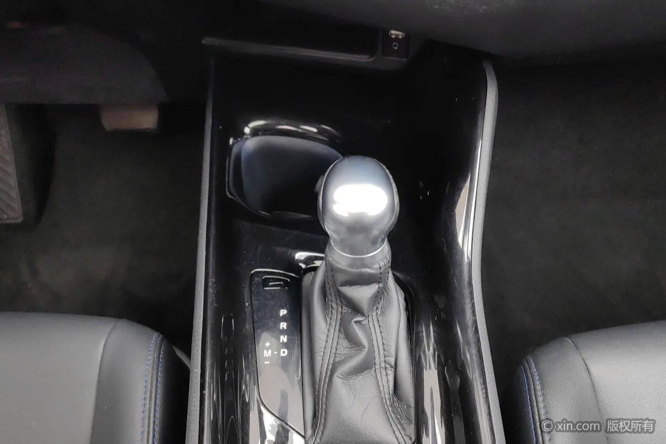 Toyota C-HR 2020 2.0L Leading