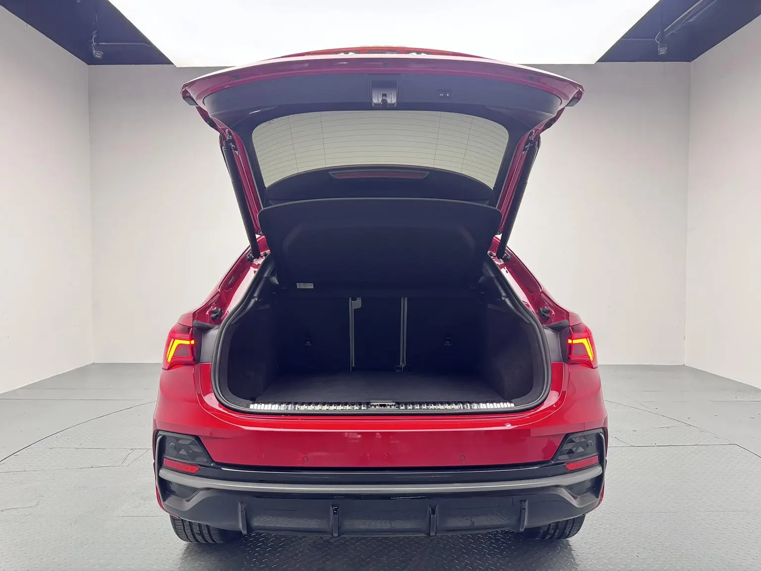 Audi Q3 Sportback 2024 45 TFSI quattro Fashion Launch Special