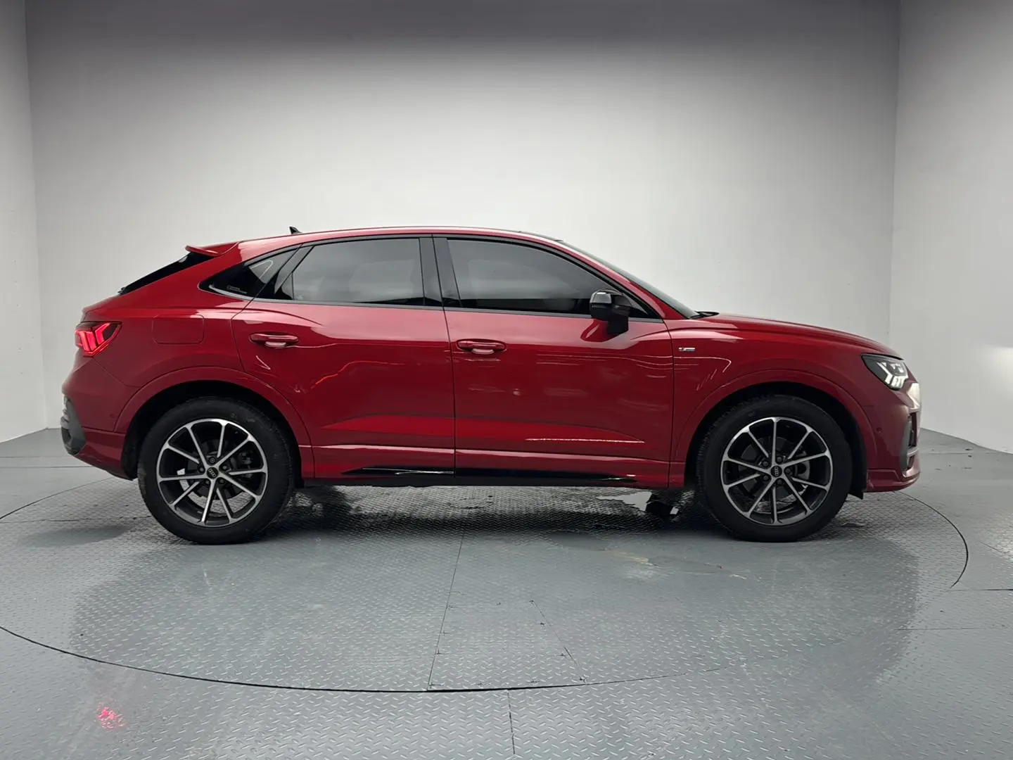Audi Q3 Sportback 2024 45 TFSI quattro Fashion Launch Special