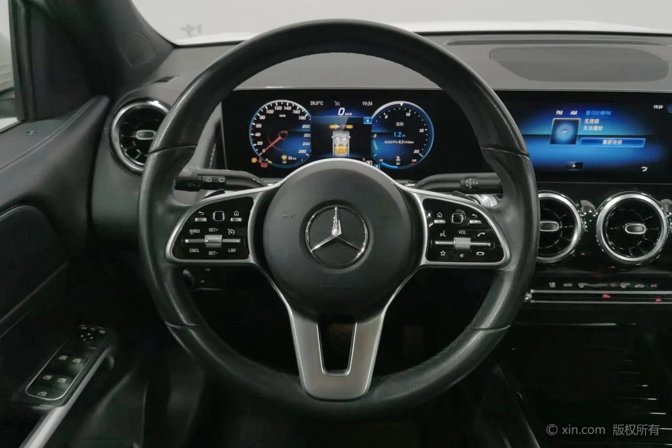 Mercedes-Benz GLB 2019 GLB 200 Dynamic