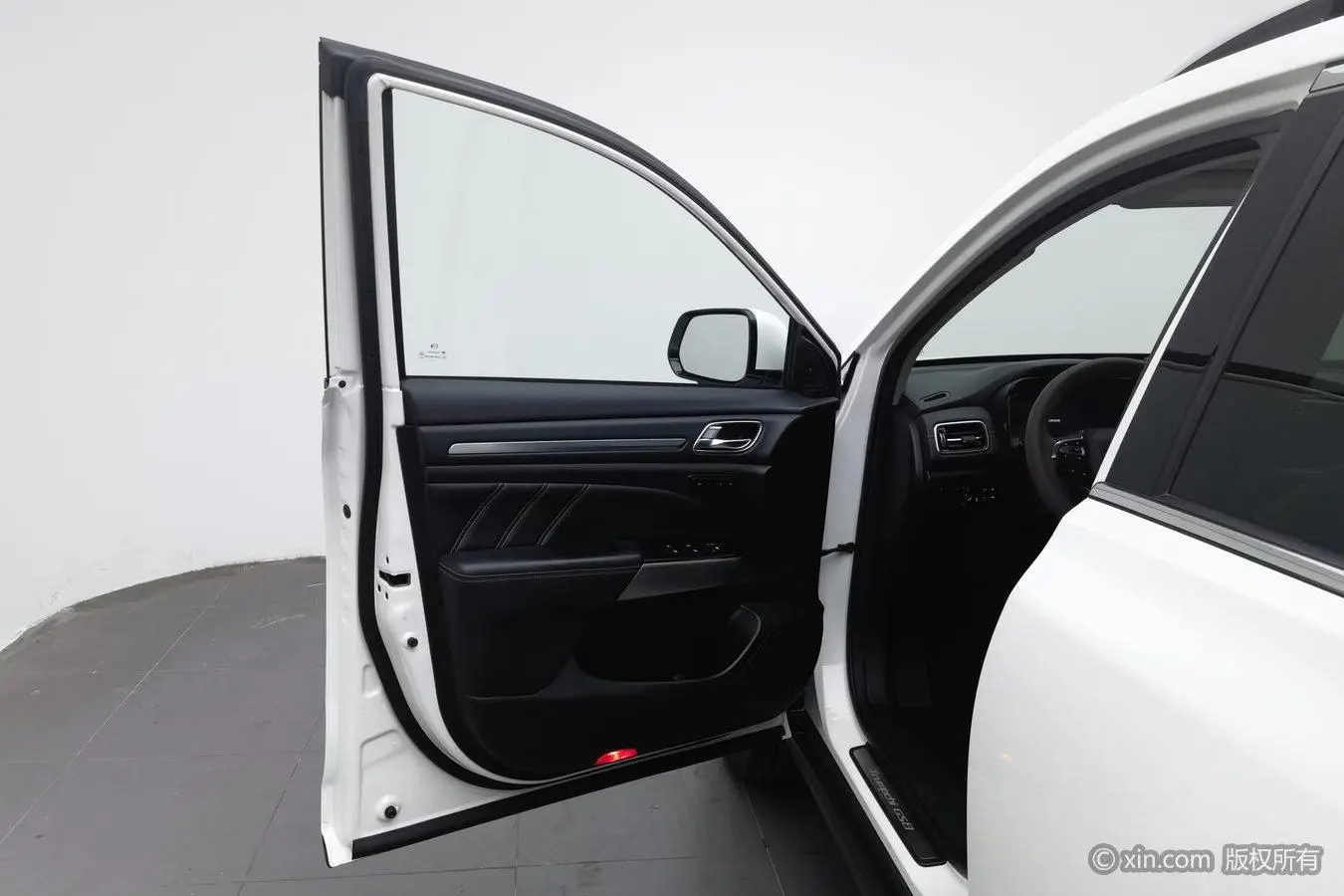 GAC Trumpchi Trumpchi GS8 2021 390T 4WD Luxury Connected Commemorative